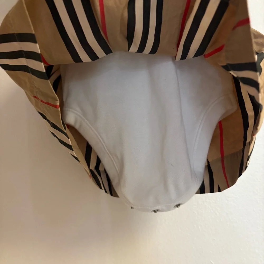 Burberry White and Tan Striped Kids Dress - Picture 5 of 9